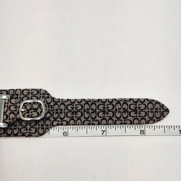 Guess Black Gray Logo Jacquard Cuff Watch Wristwatch Womens Buckle Strap Works - Picture 6 of 7